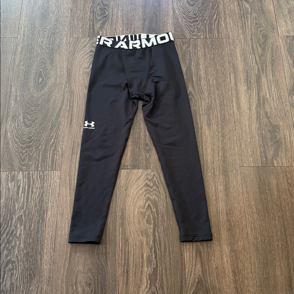 Under Armour Children’s Black Bottoms